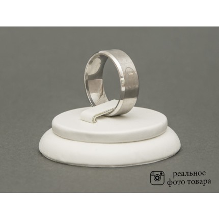 Стальное кольцо гладкое Размер 20 (810181)