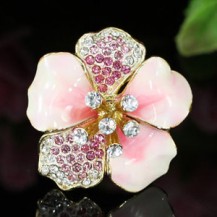 Кольцо. Керамика с кристаллами Swarovski. Белое золото. Все размеры (SR113)