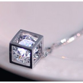 Кулон Куб Tiffany с цирконом покрытие серебром 925 (TF-A048)