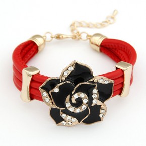 Красный браслет Black Flower (TB265)